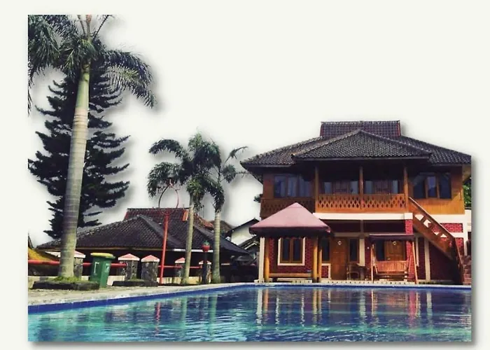 Bungalow Kampung Strawberry Bandung